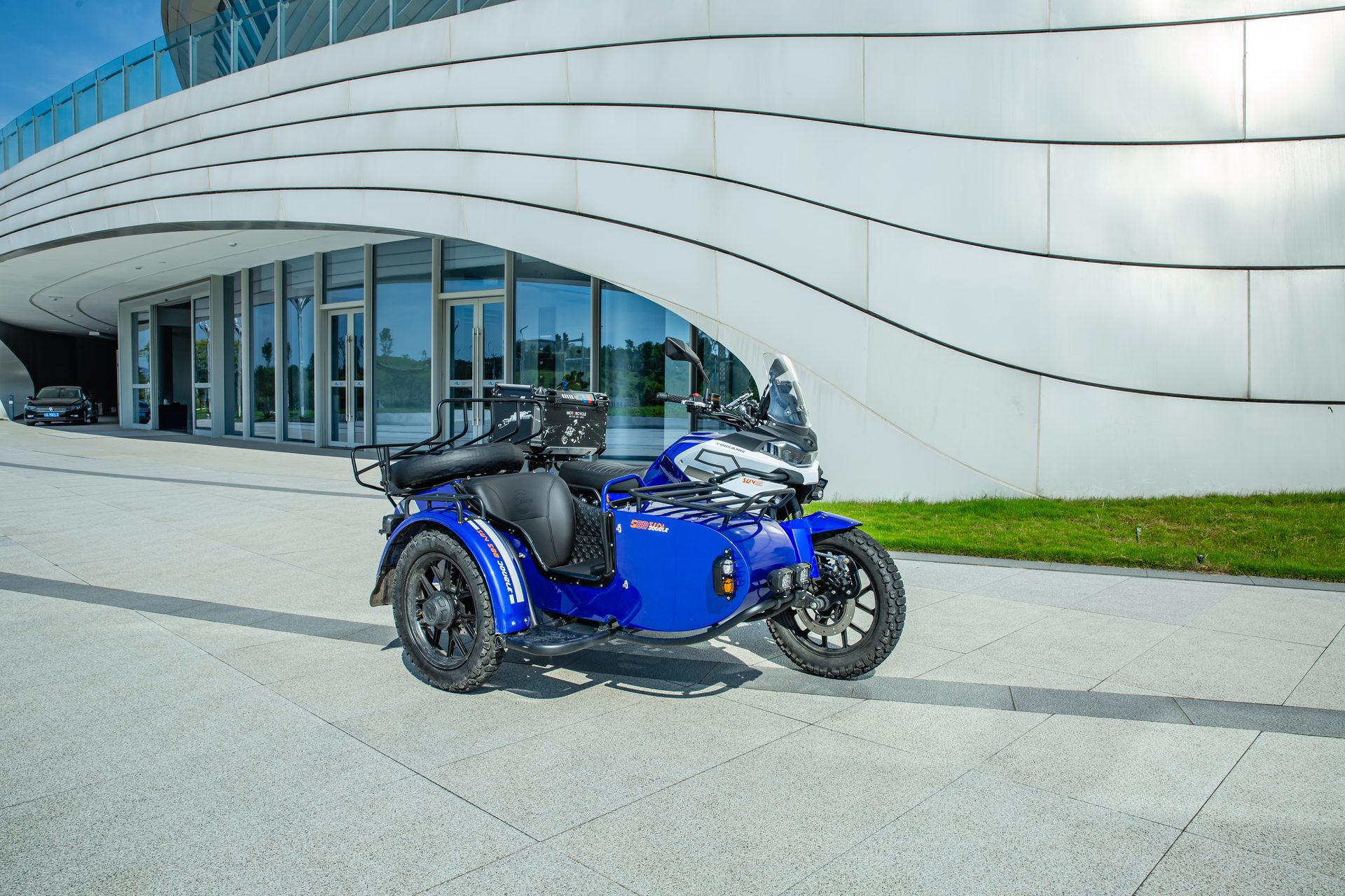 银钢SUV500二代（蓝色）骑行实拍（1）