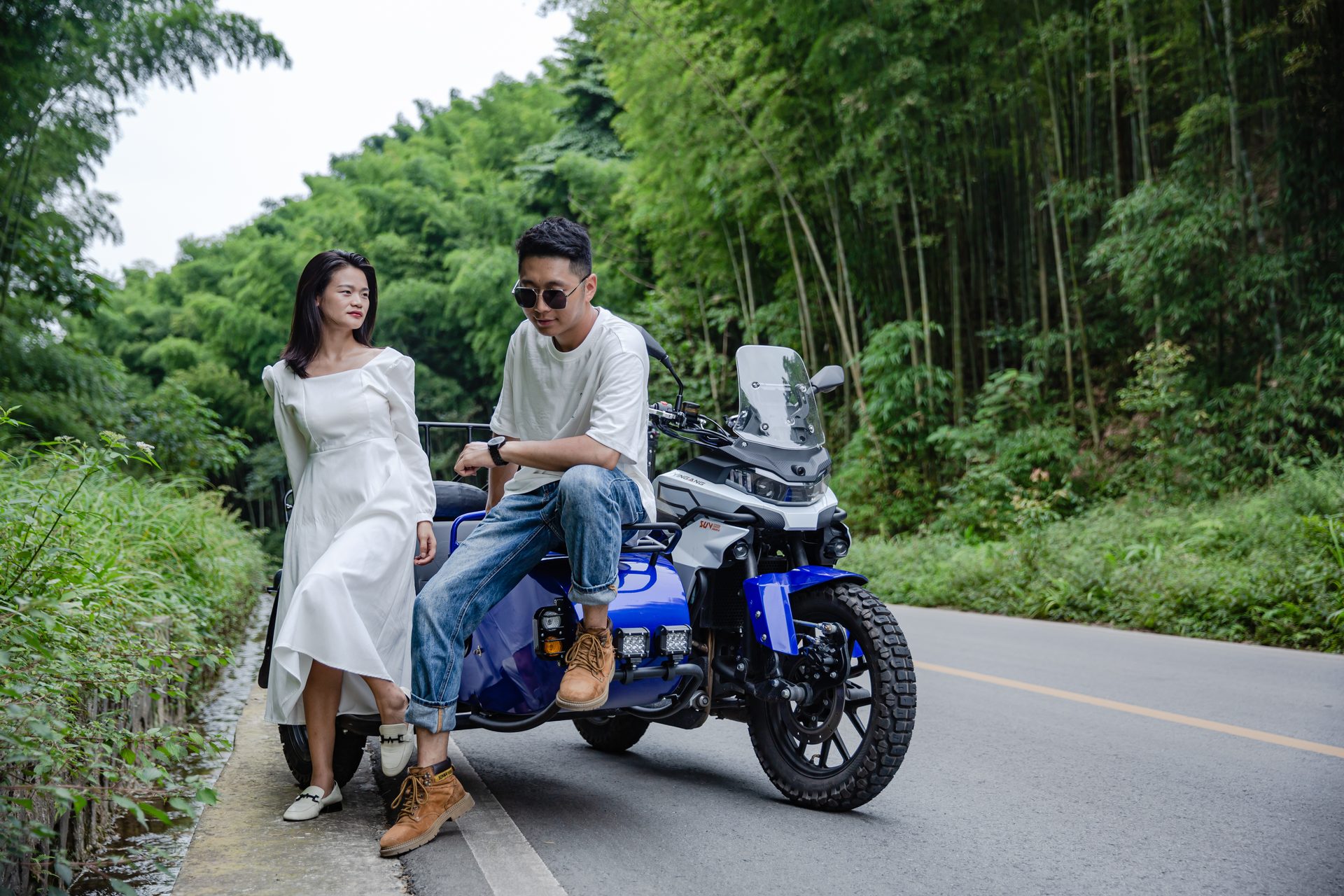 银钢SUV500二代（蓝色）骑行实拍（12）