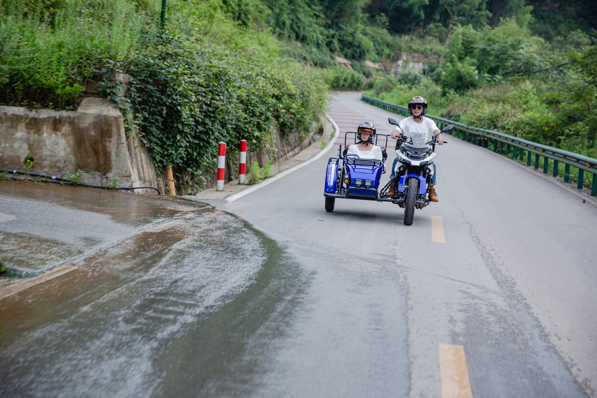 银钢SUV500二代（蓝色）骑行实拍（18）