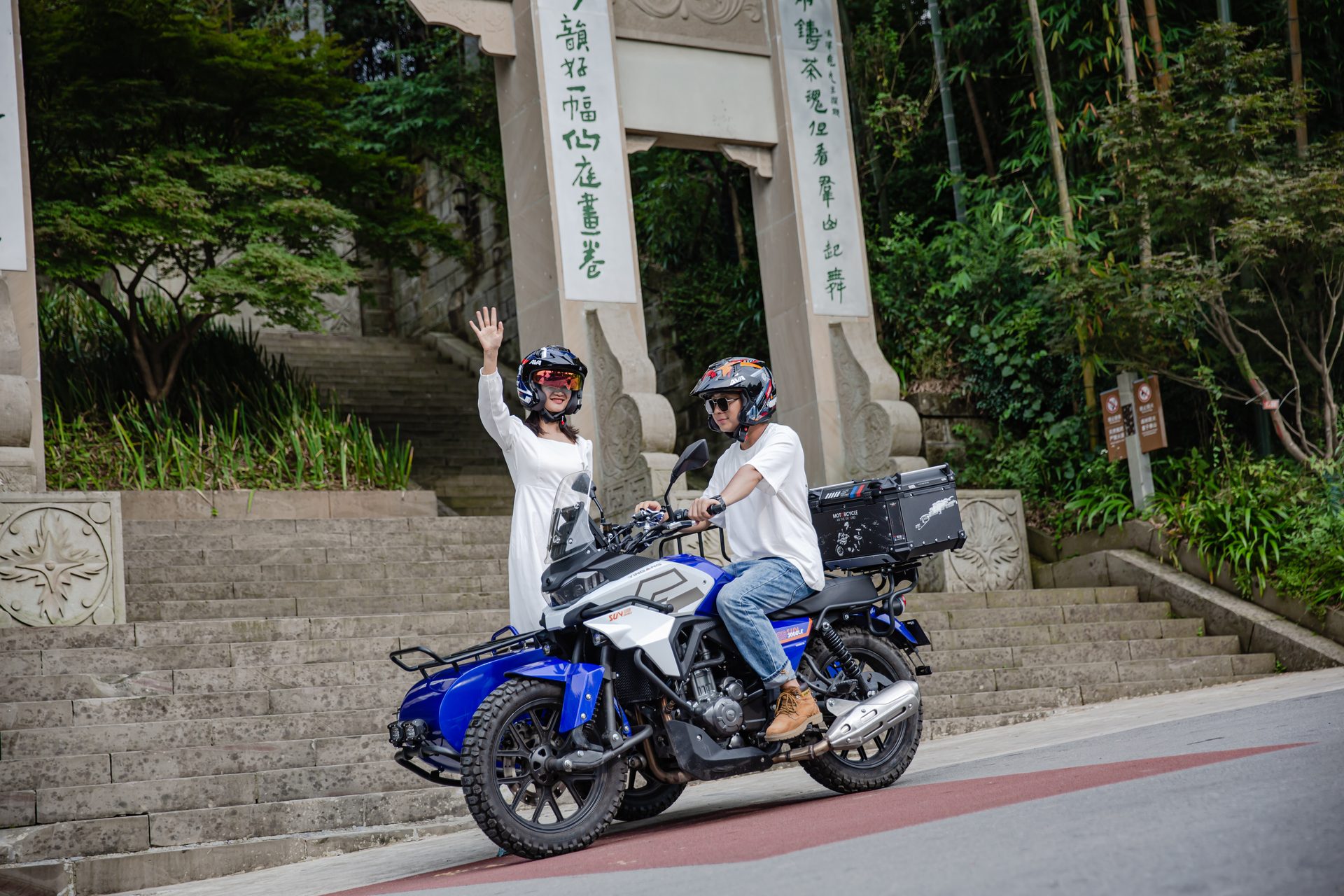 银钢SUV500二代（蓝色）骑行实拍（19）