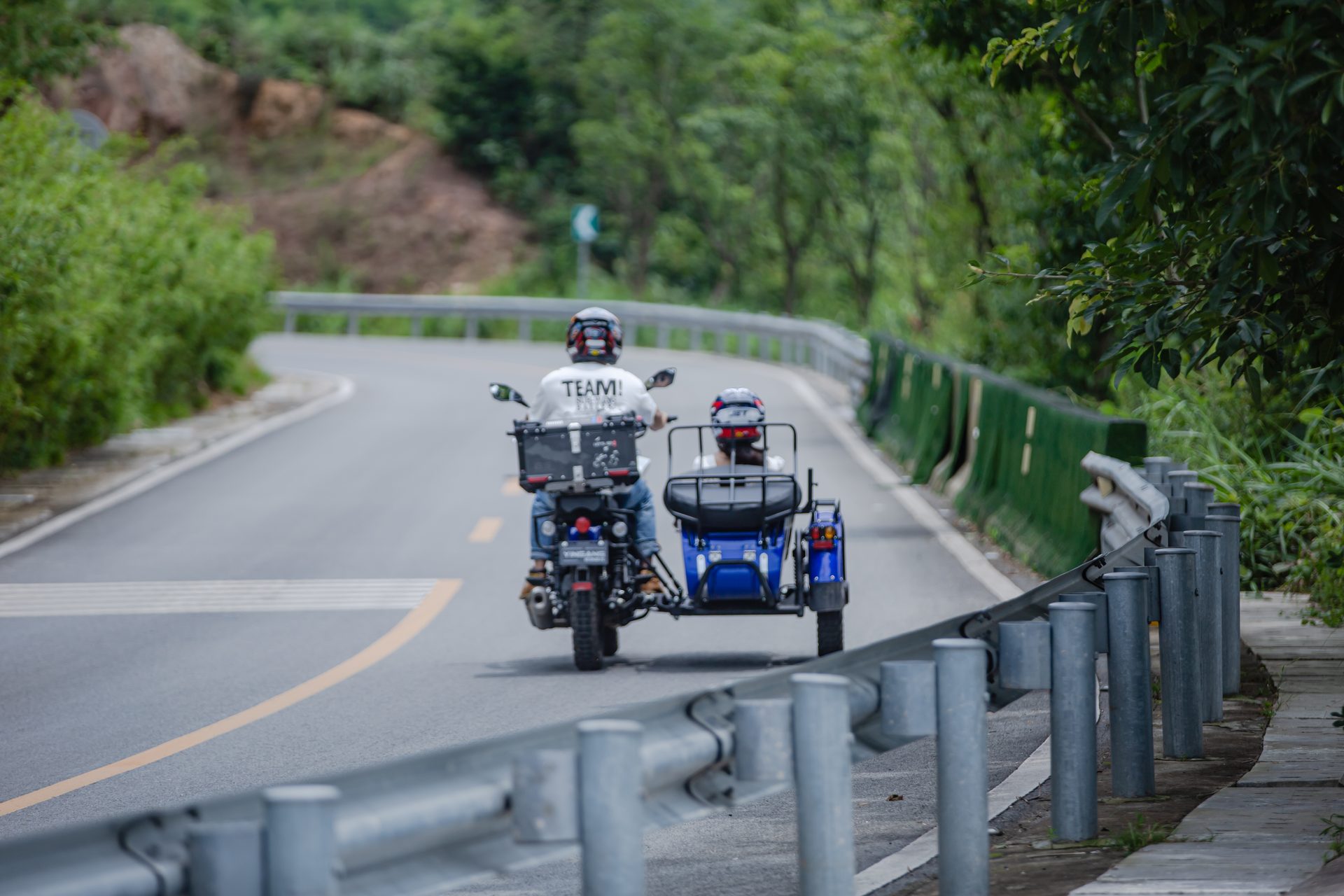 银钢SUV500二代（蓝色）骑行实拍（23）